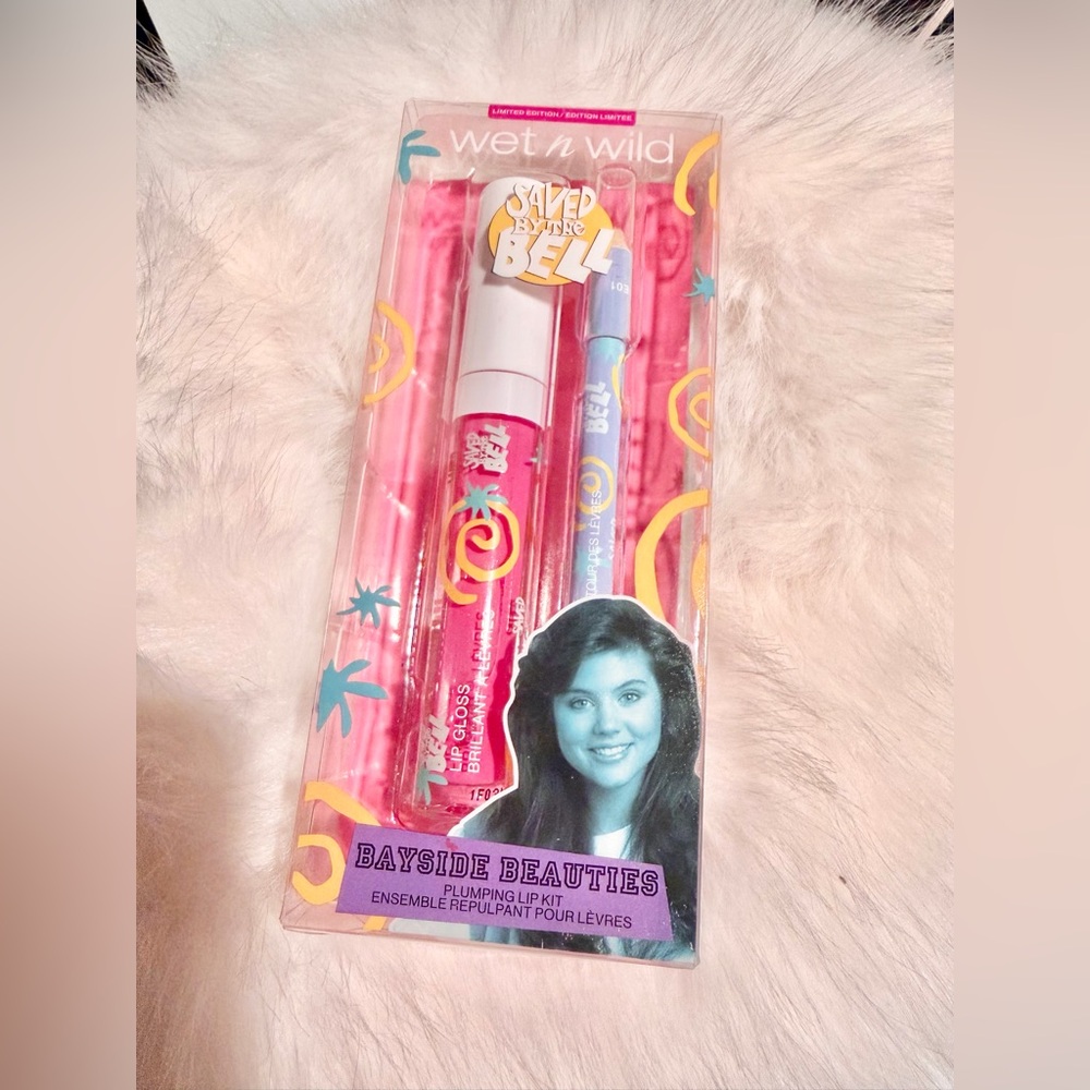 Wet n Wild Bayside Beauties Saved by The Bell Plumping Lip kit